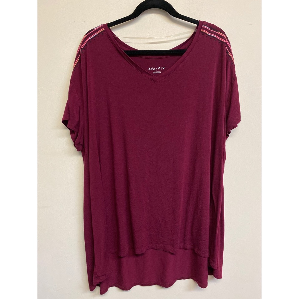 Maroon short sleeve top